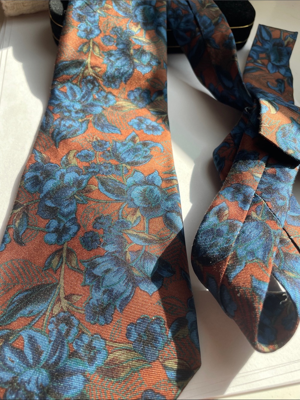 VTG WEMBLEY SILK TIE